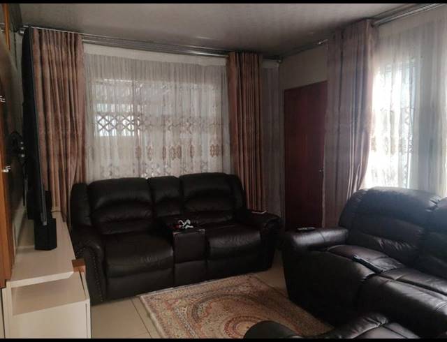 3 BEDROOM HOUSE FOR SALE IN ELANDSPOORT